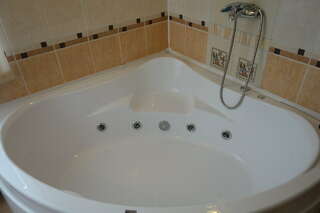 Гостиница Сафари Краснодар Люкс с гидромассажной ванной-11